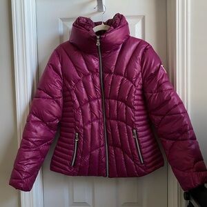 Guess Water-Resistant Puffer Jacket - Berry/Mauve